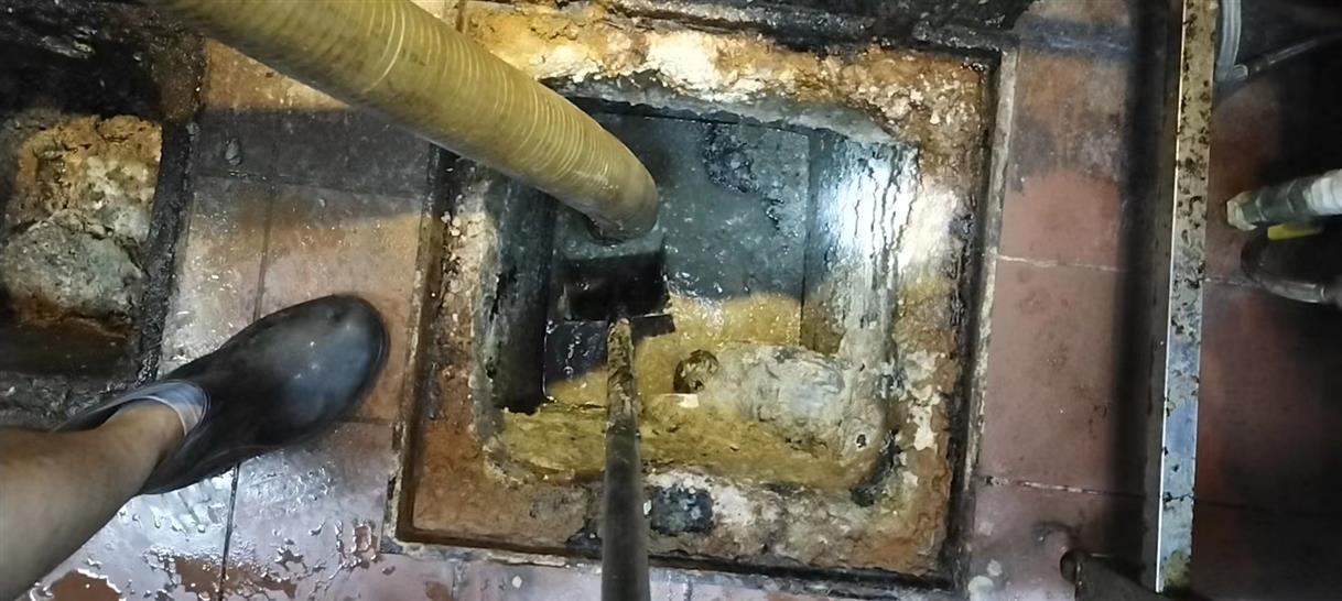 囊谦污水池清理一般都有毒气，怎么预防中毒呢？