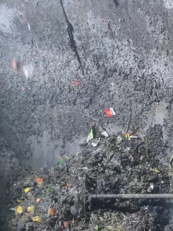 囊谦污水池清理